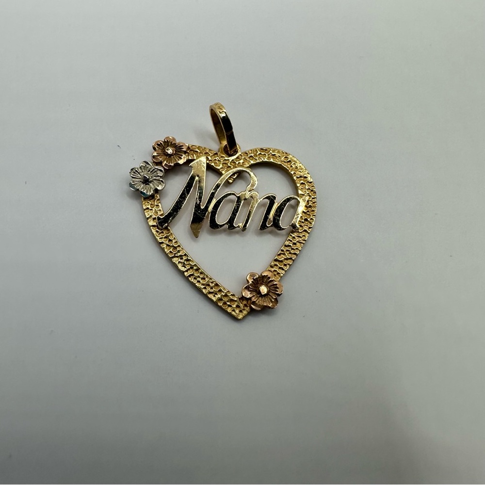 14k gold Tri-Color Nana Heart Pendant with Floral Accents